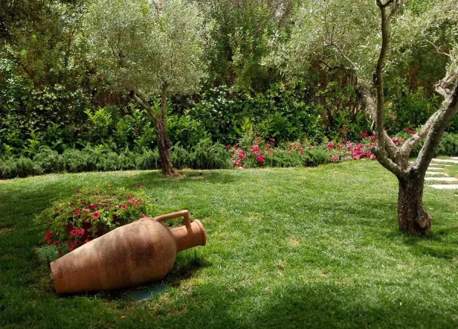 מונטי Green Paradise בית נופש
