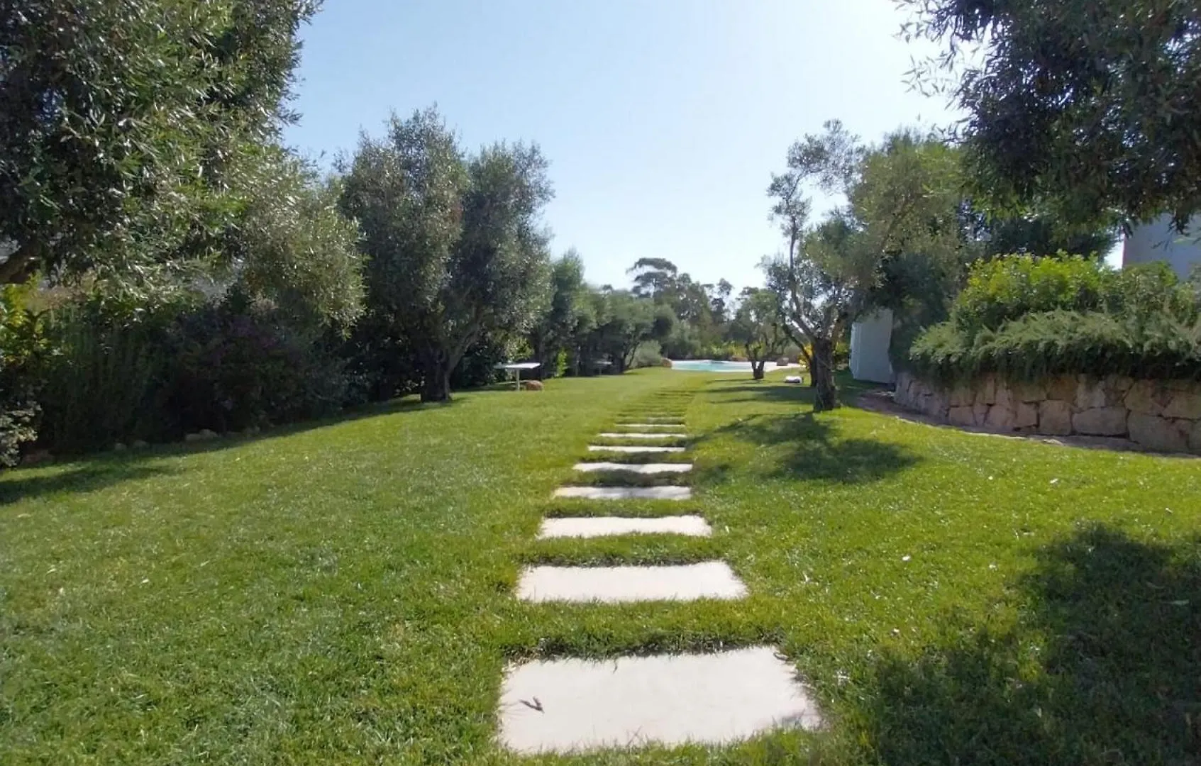בית נופש מונטי Green Paradise