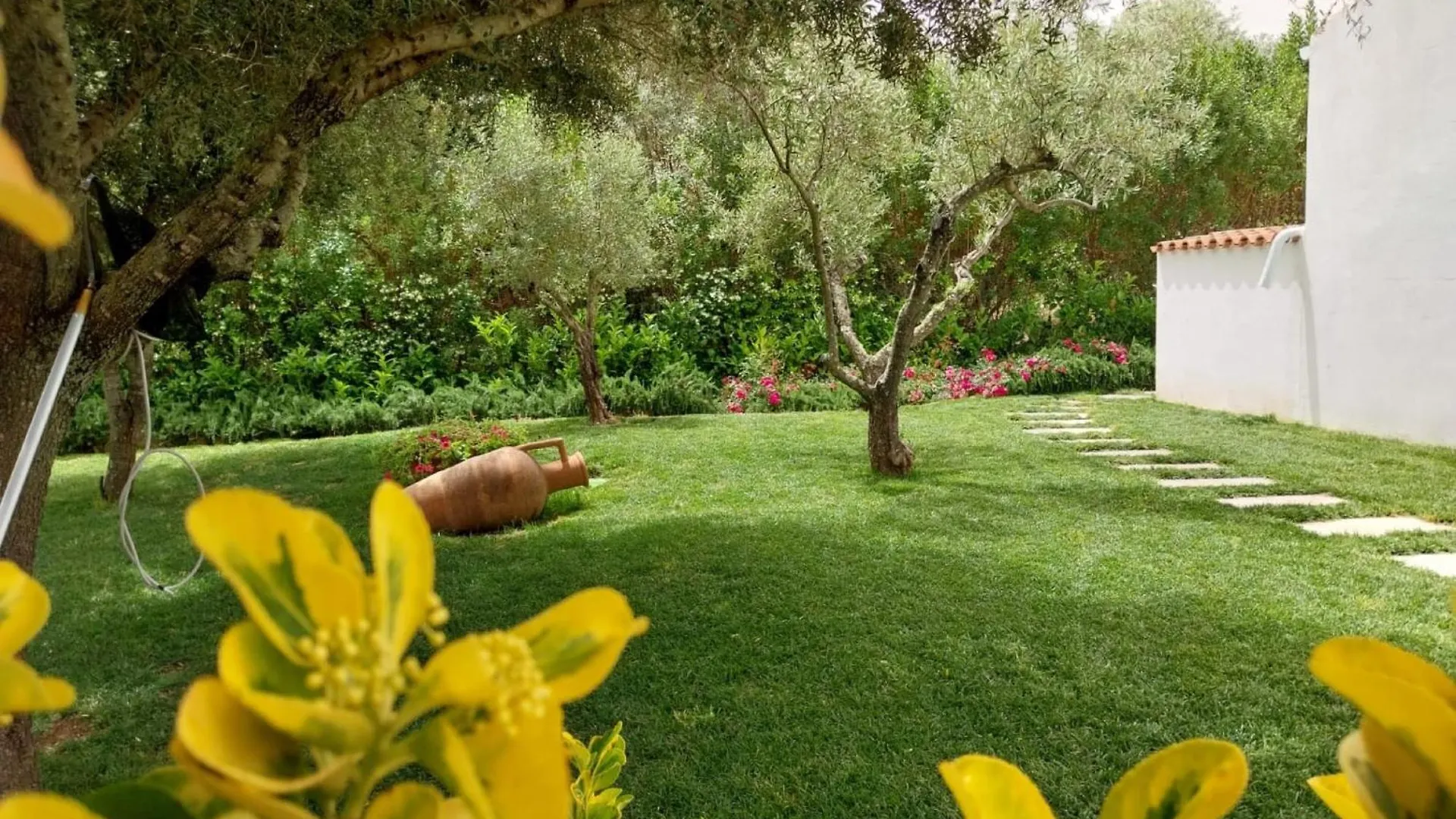 בית נופש מונטי Green Paradise איטליה