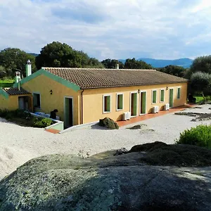  Bed & Breakfast Chicchiritanos